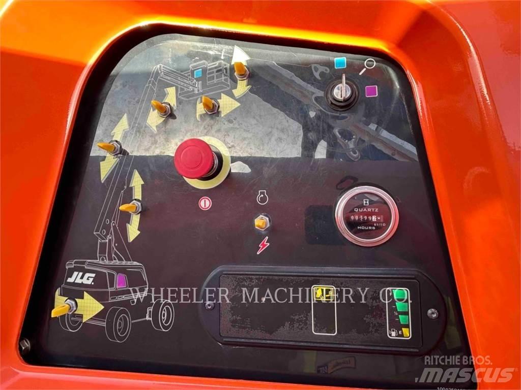 JLG 660SJ 관절형 전동이동 리프트