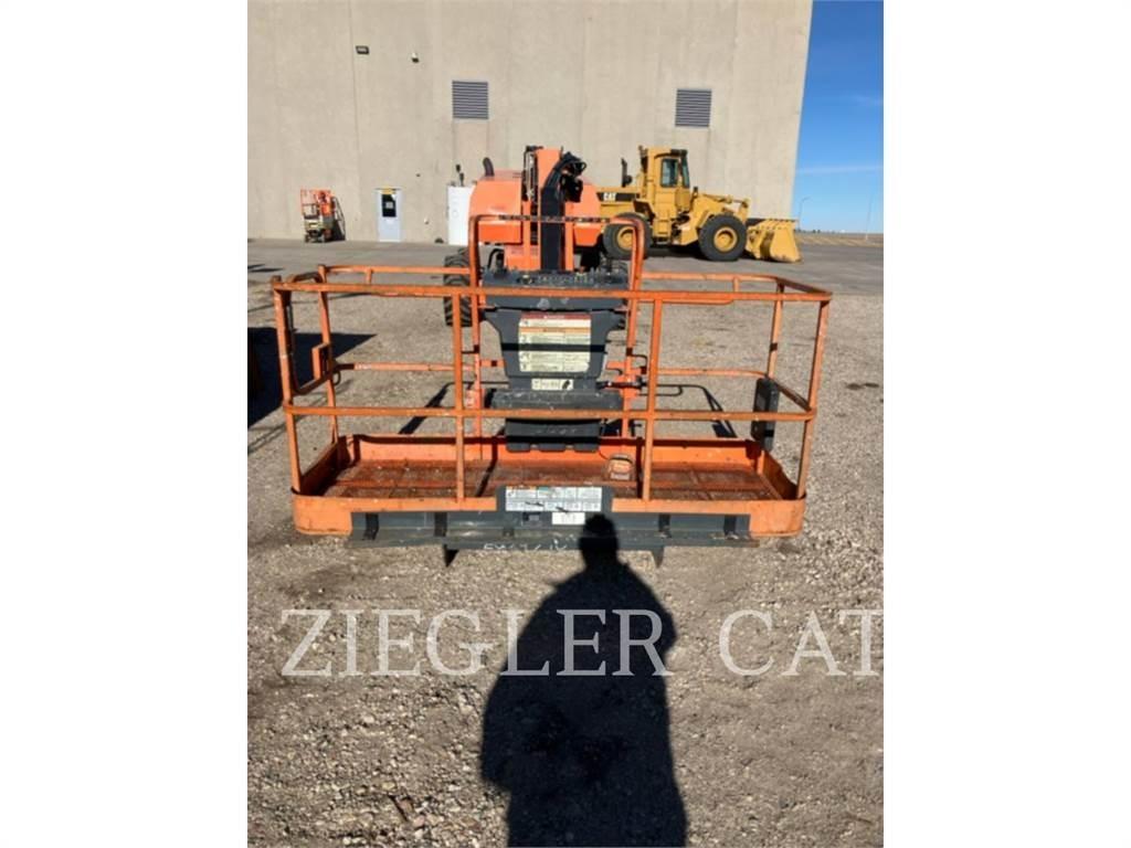 JLG 660SJ 관절형 전동이동 리프트