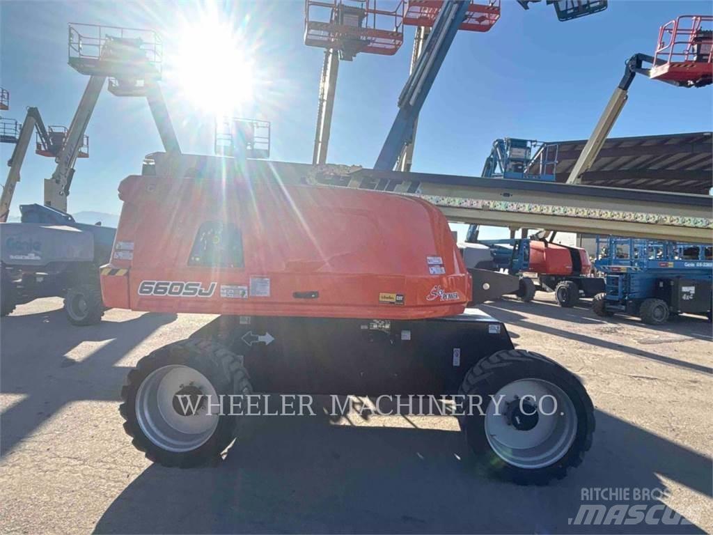 JLG 660SJ 관절형 전동이동 리프트