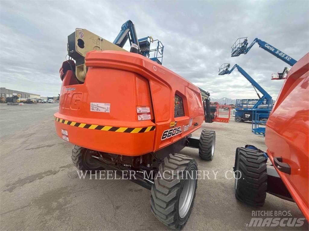 JLG 660SJ 관절형 전동이동 리프트