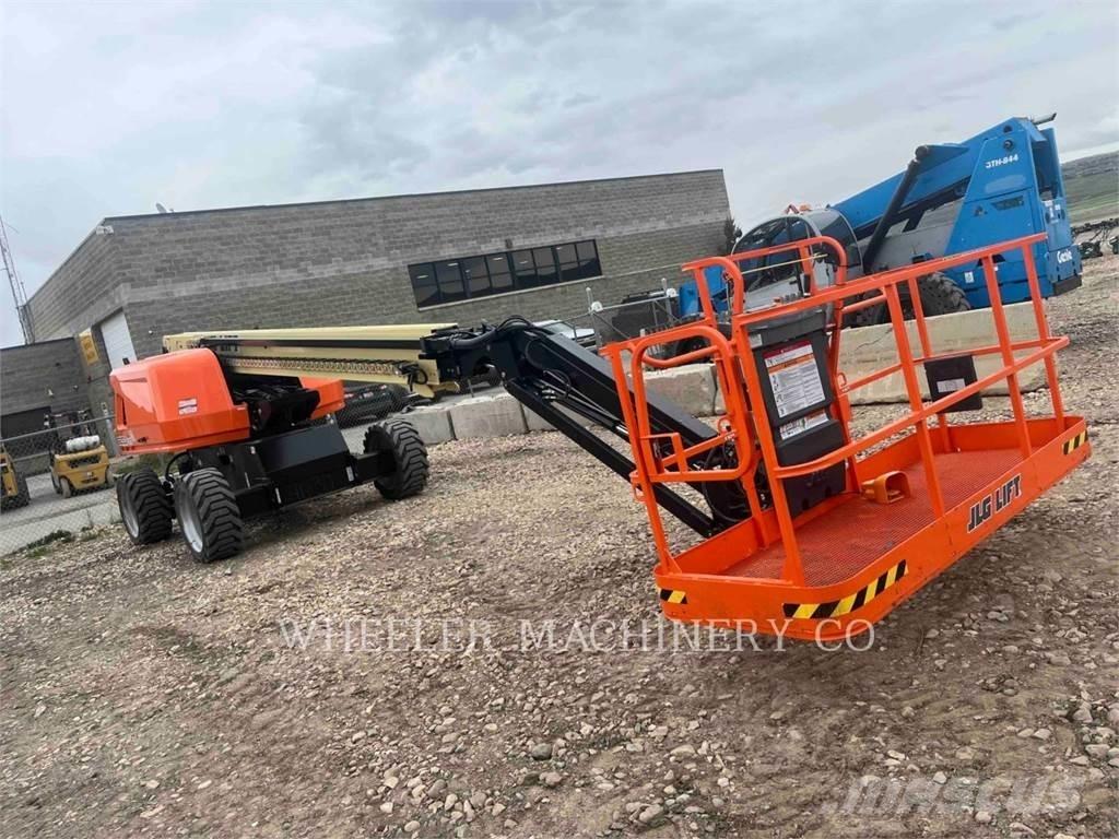 JLG 660SJ 관절형 전동이동 리프트
