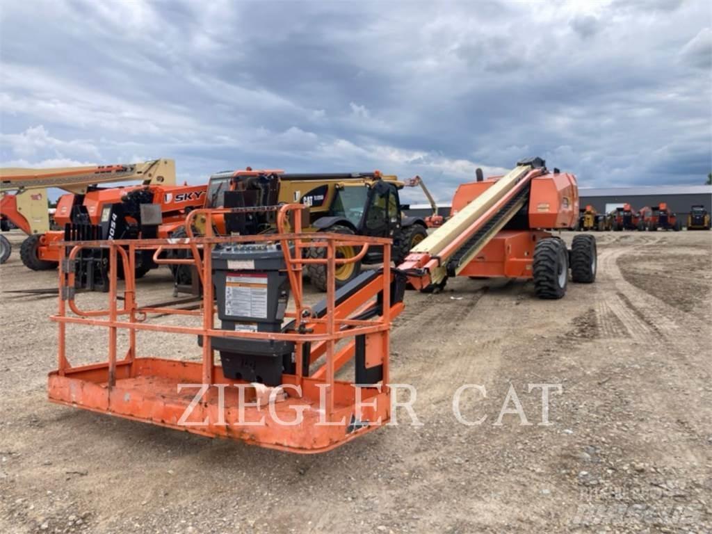 JLG 660SJ 관절형 전동이동 리프트