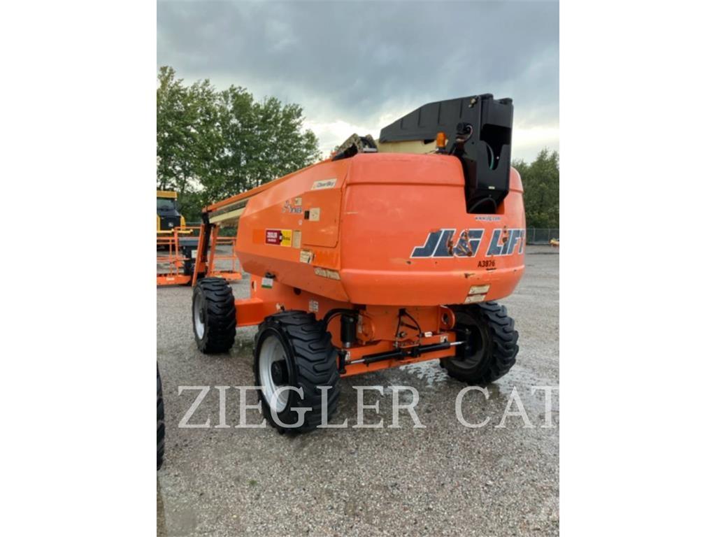 JLG 660SJ 관절형 전동이동 리프트