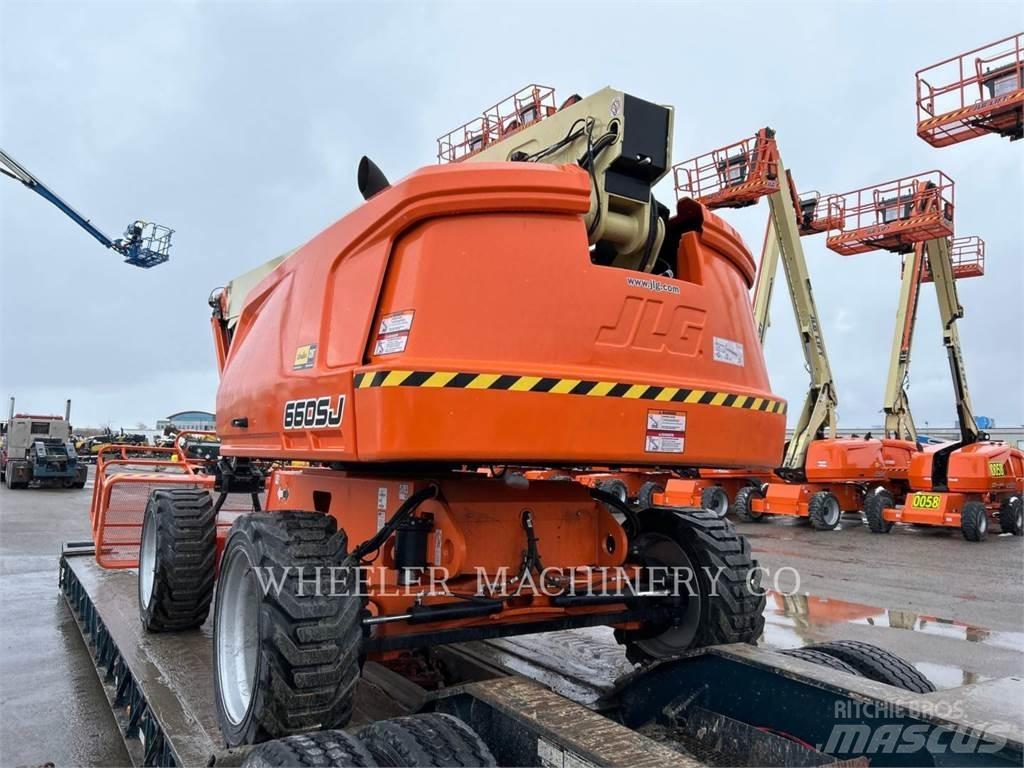JLG 660SJ SP 관절형 전동이동 리프트