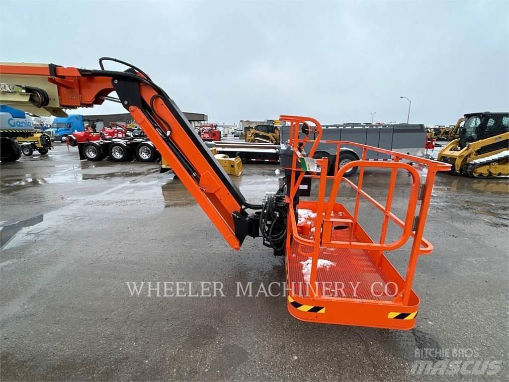 JLG 660SJ SP 관절형 전동이동 리프트