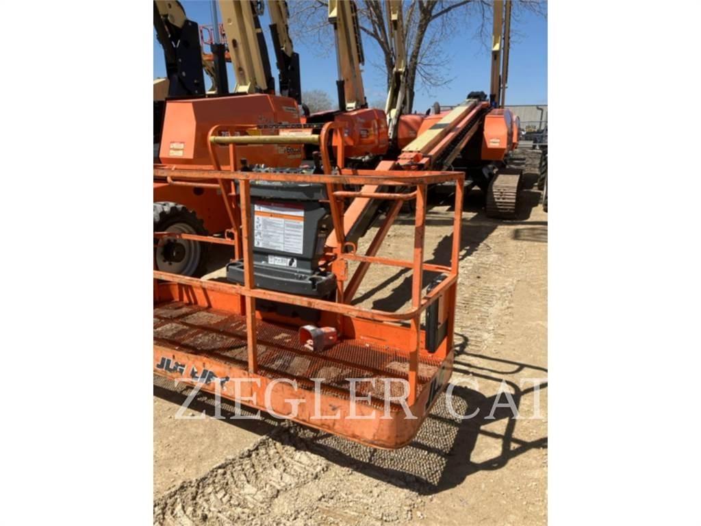 JLG 660SJC 관절형 전동이동 리프트