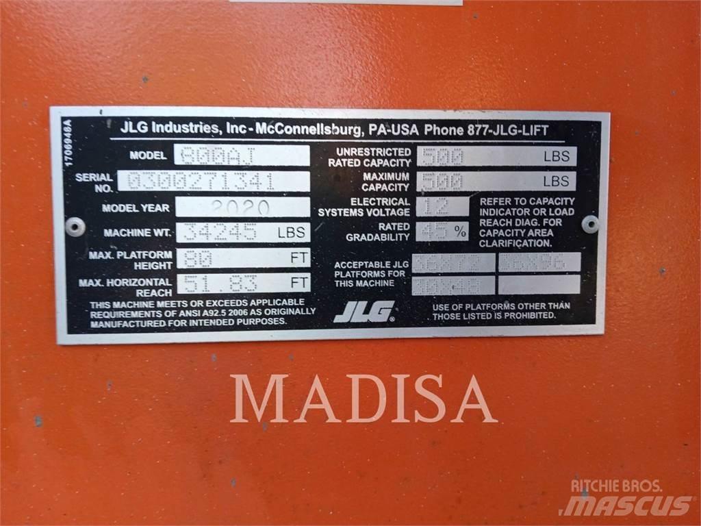 JLG 800 AJ 관절형 전동이동 리프트