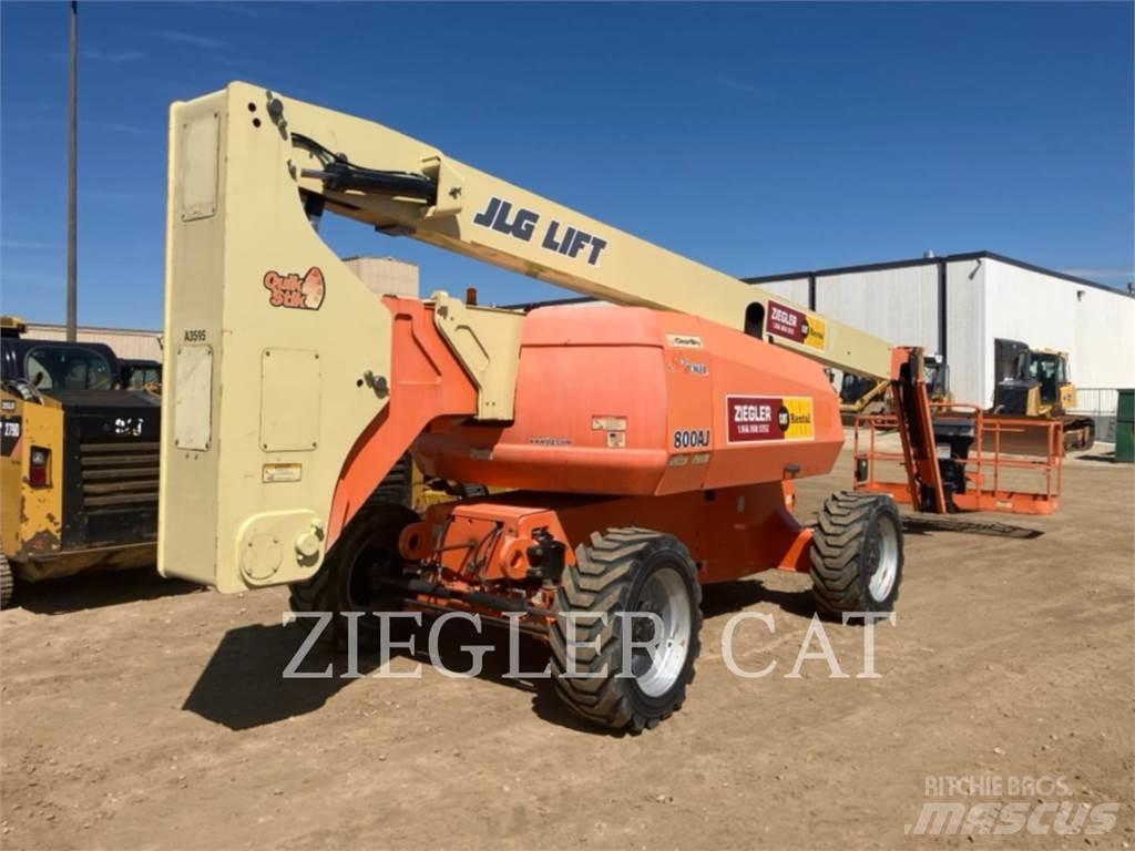 JLG 800AJ 관절형 전동이동 리프트