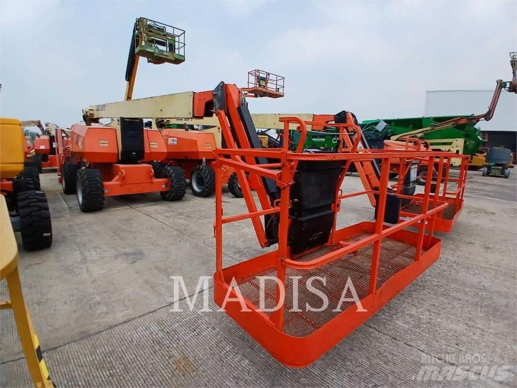 JLG 800AJ 관절형 전동이동 리프트