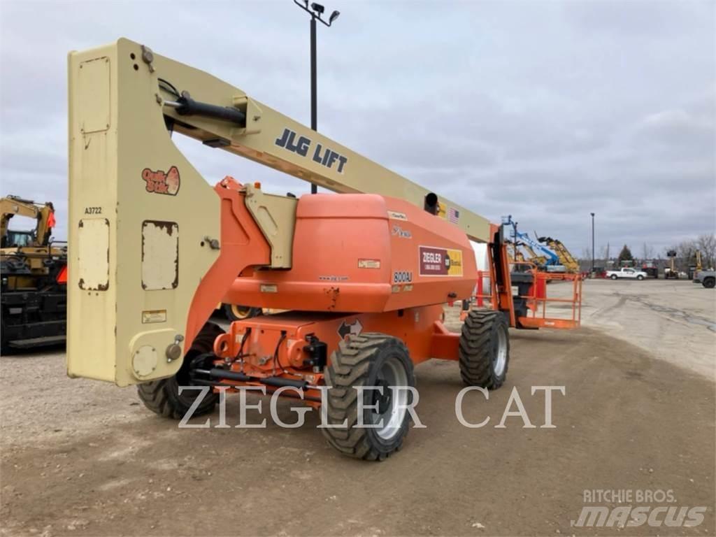 JLG 800AJ 관절형 전동이동 리프트