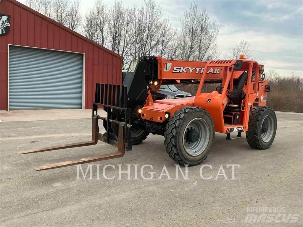 JLG 8042 텔러 핸들러