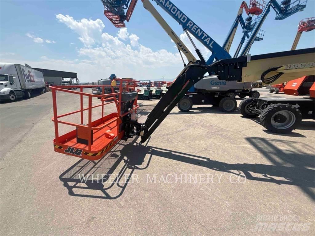 JLG 860SJ 관절형 전동이동 리프트