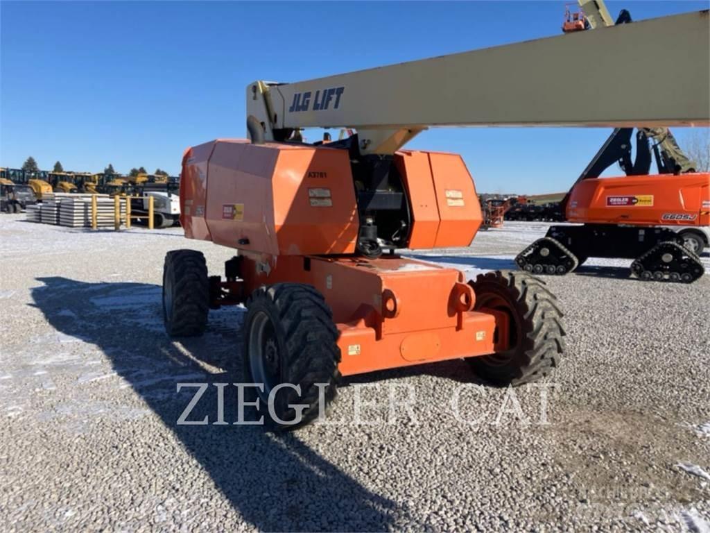 JLG 860SJ 관절형 전동이동 리프트