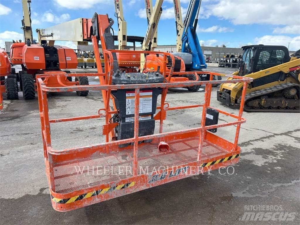 JLG 860SJ SP 관절형 전동이동 리프트
