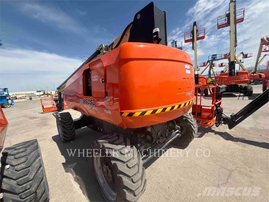JLG 860SJ SP 관절형 전동이동 리프트