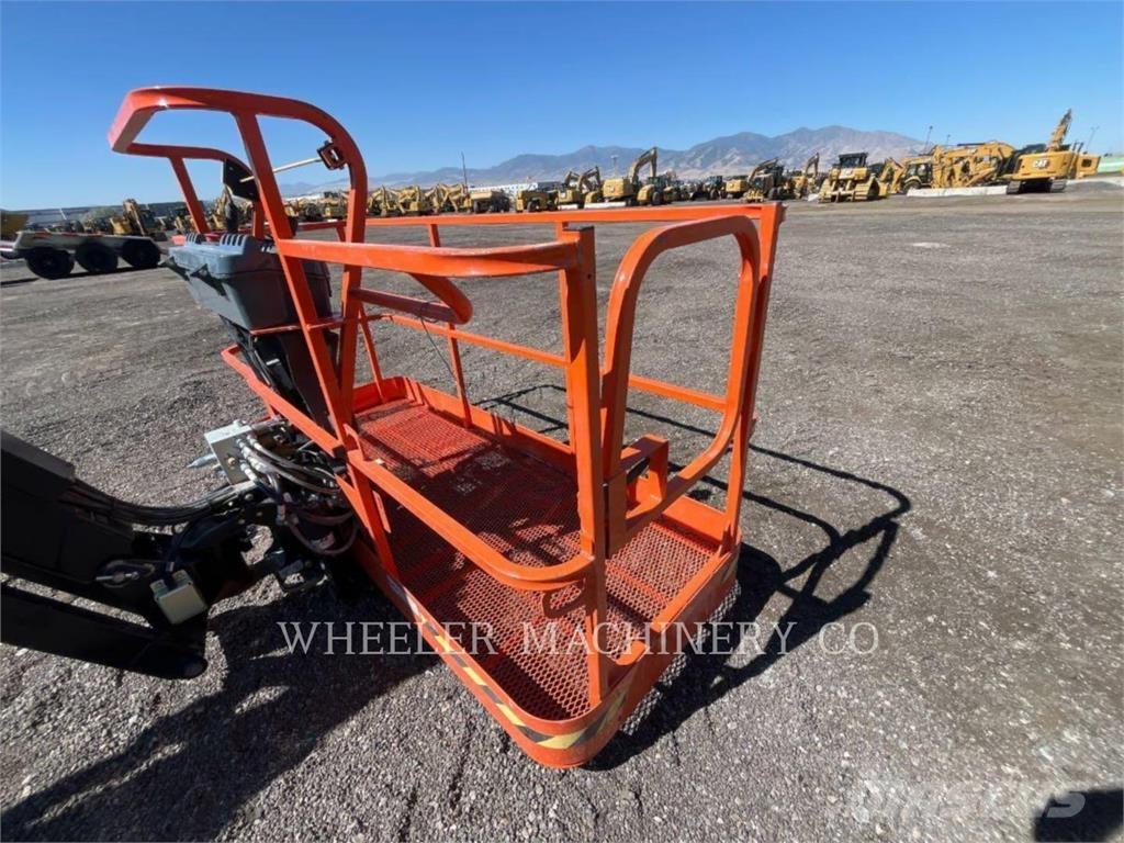 JLG 860SJ SP 관절형 전동이동 리프트