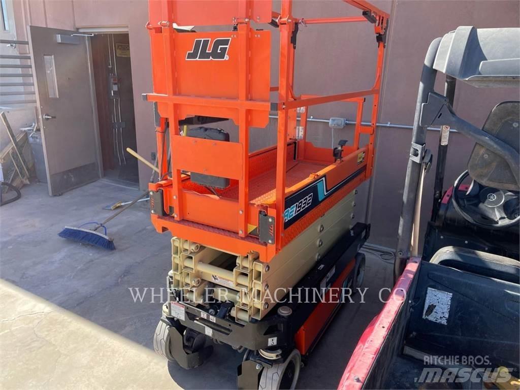 JLG AE1932 가위형 리프트