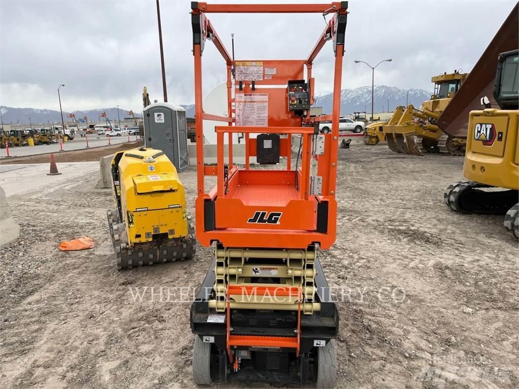 JLG AE1932 가위형 리프트