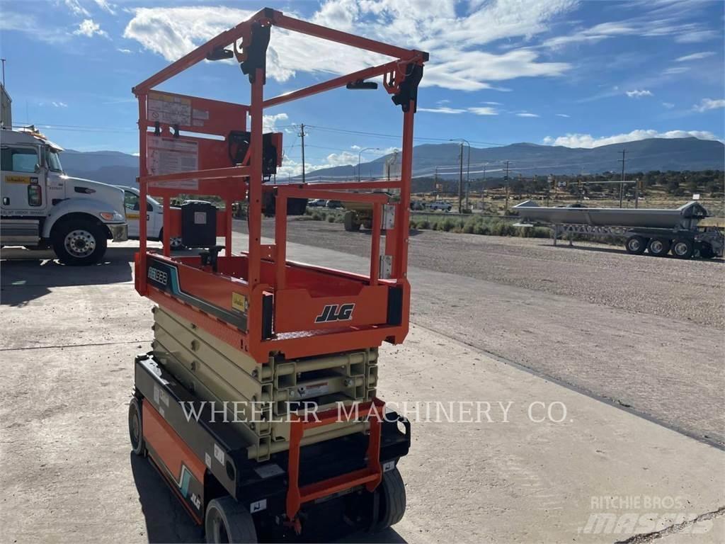 JLG AE1932 가위형 리프트