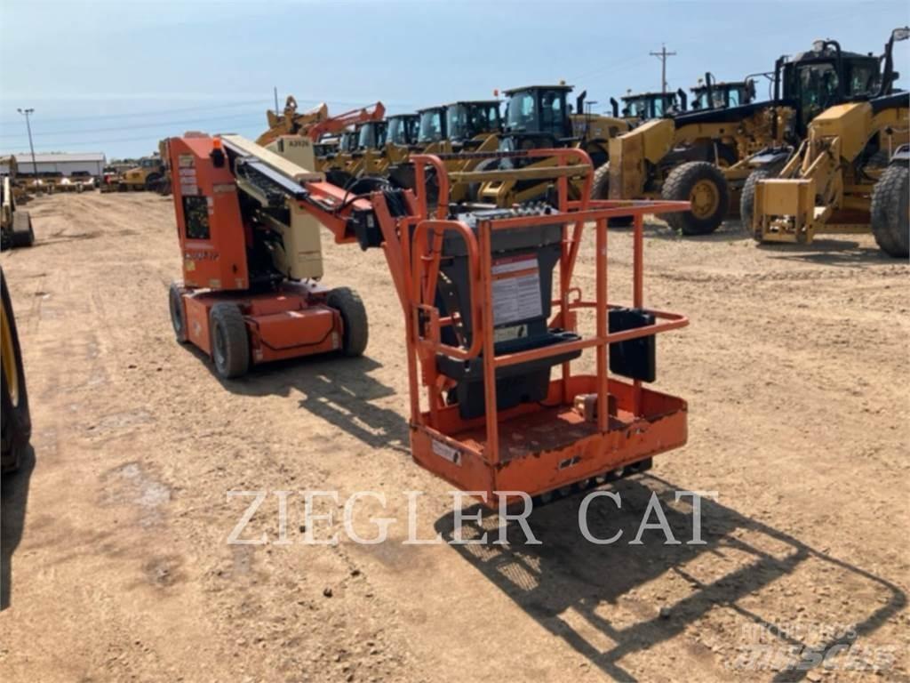 JLG E300AJP 관절형 전동이동 리프트