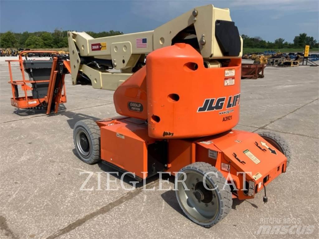 JLG E400AJPN 관절형 전동이동 리프트