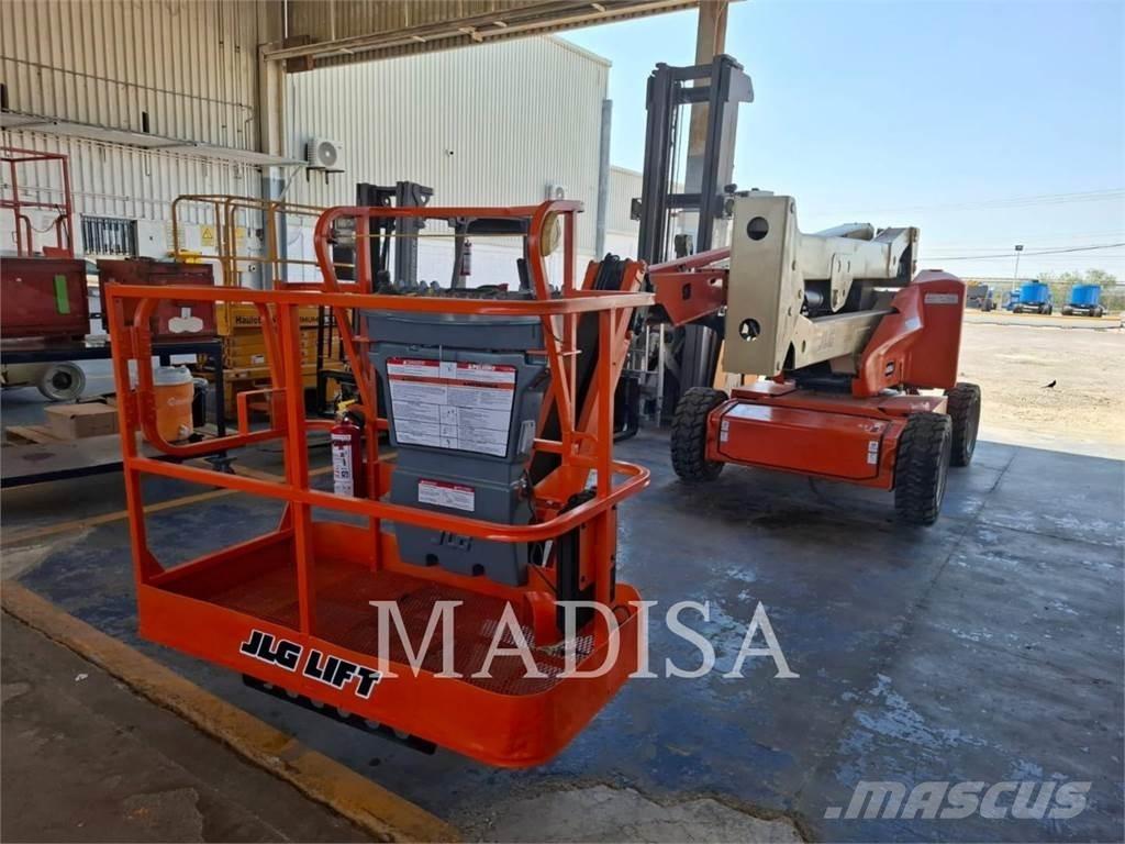 JLG E450AJ 관절형 전동이동 리프트