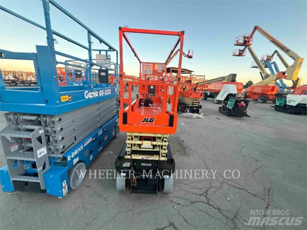 JLG ES2632 가위형 리프트