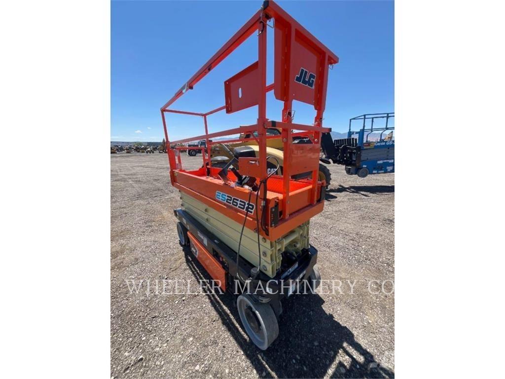 JLG ES2632 가위형 리프트