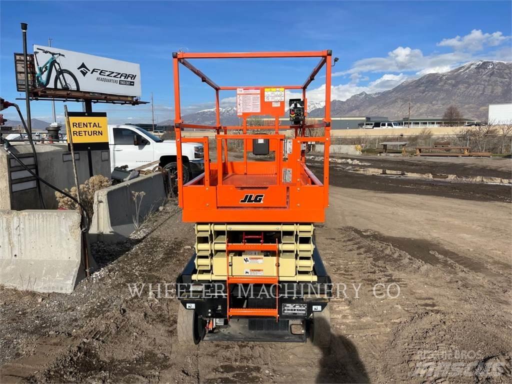 JLG ES2646 가위형 리프트