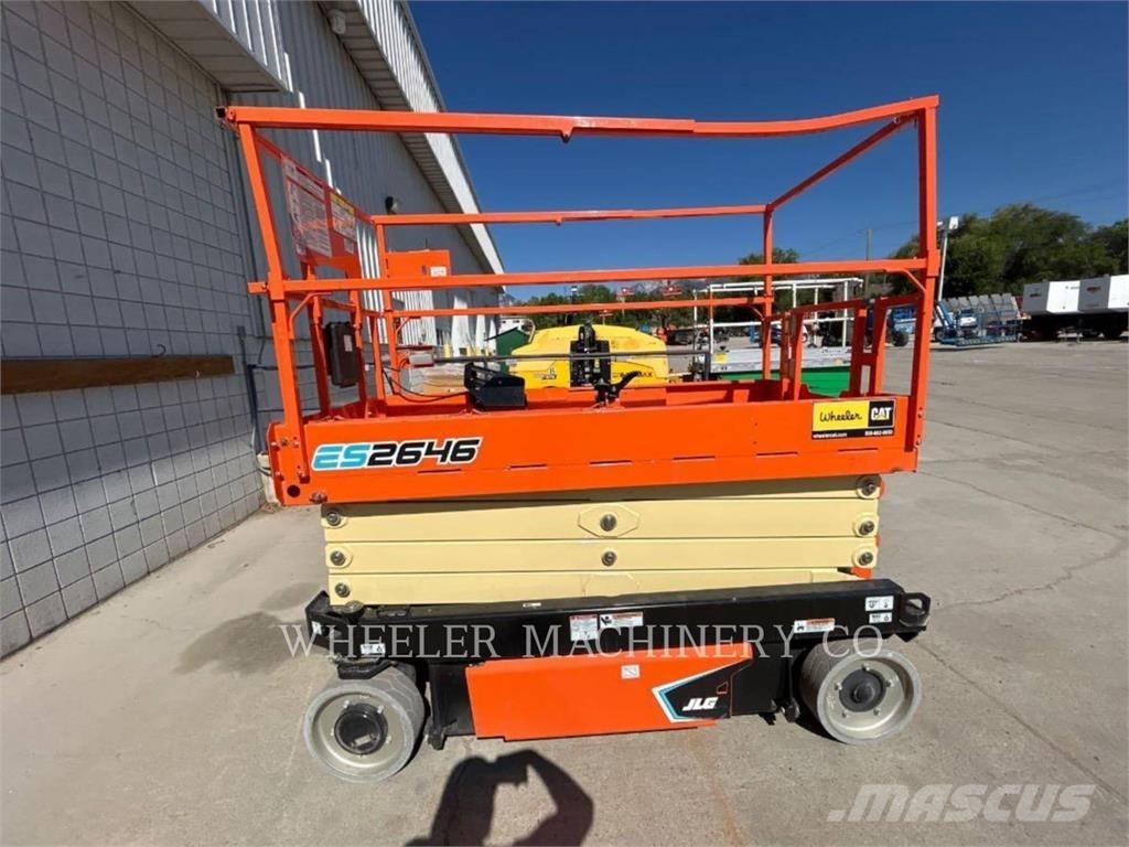 JLG ES2646 가위형 리프트
