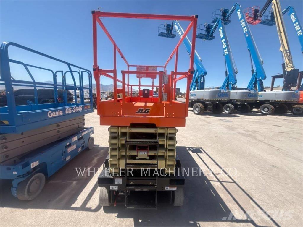 JLG ES4046 가위형 리프트