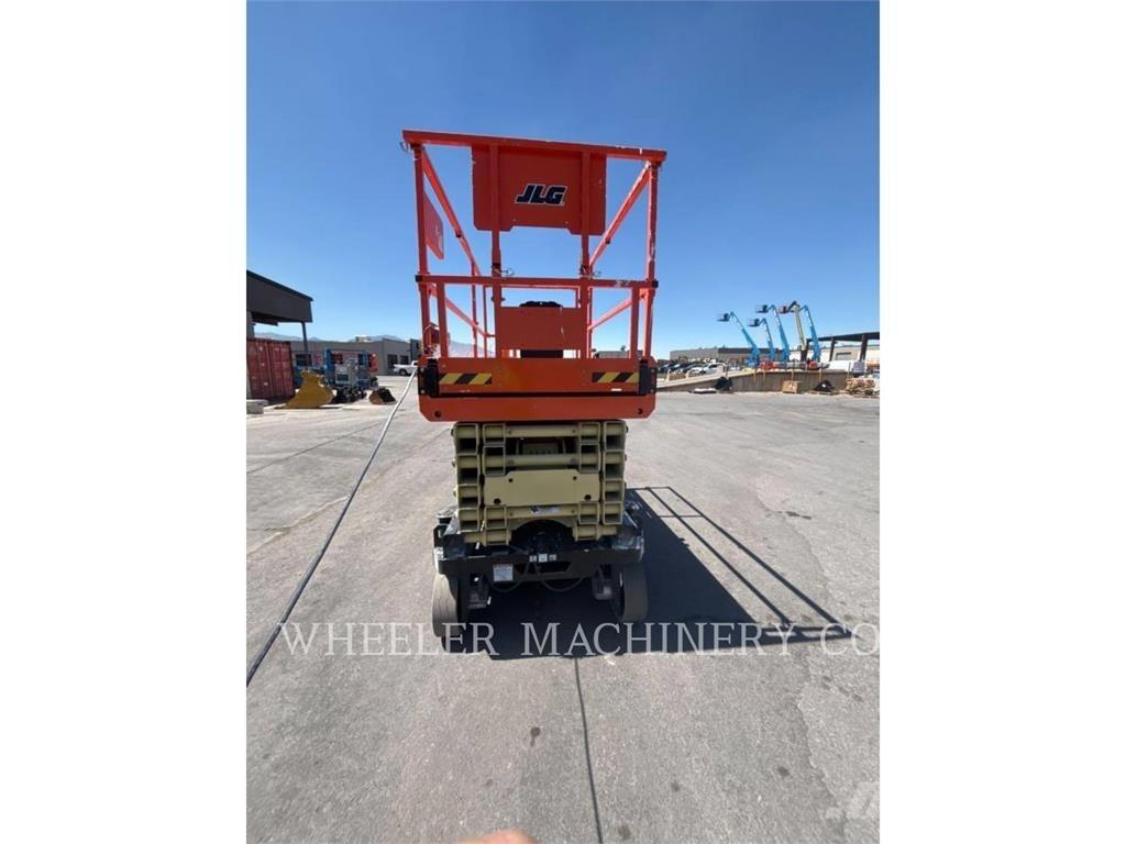 JLG ES4046 가위형 리프트