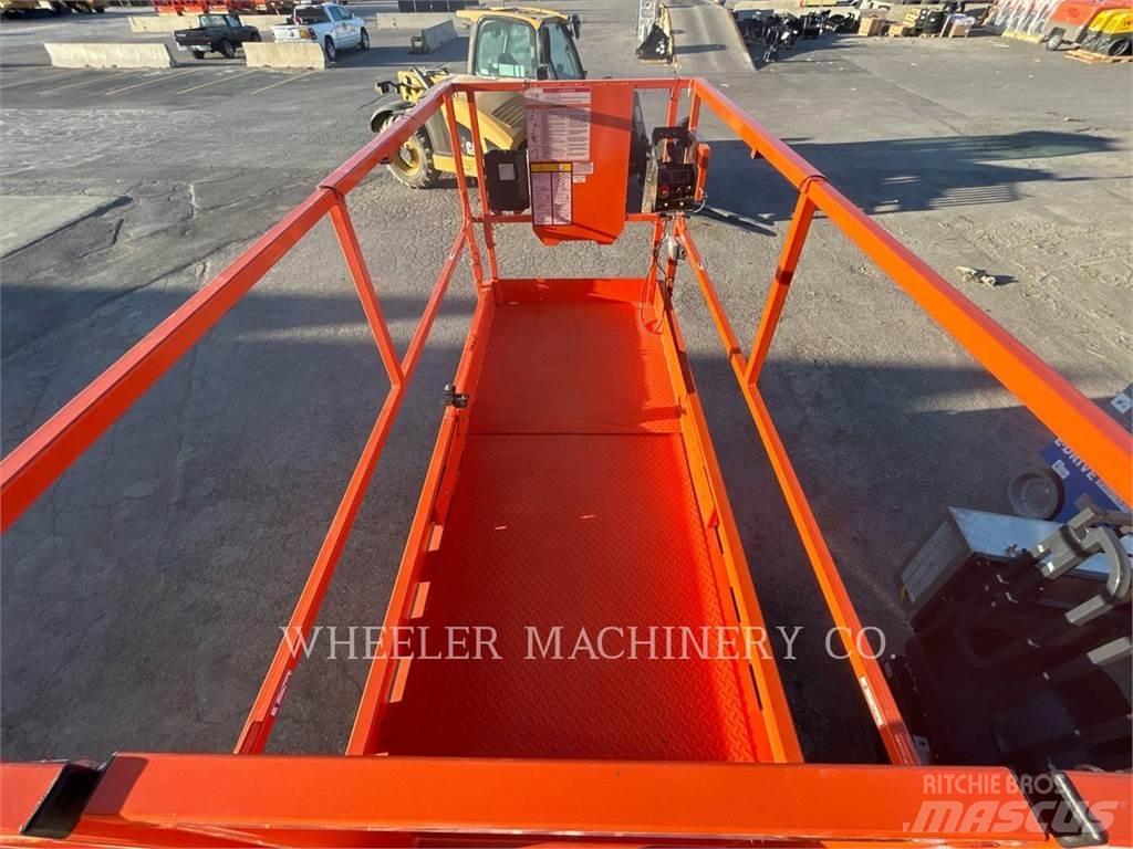 JLG R4045 가위형 리프트