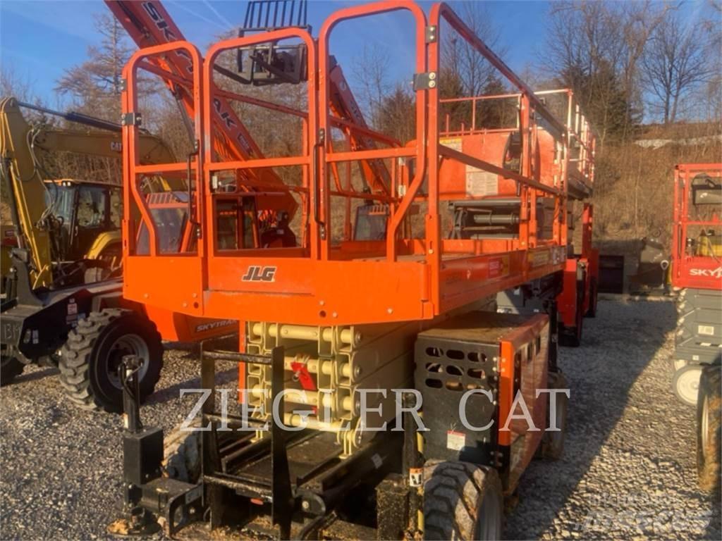 JLG RT3369 가위형 리프트