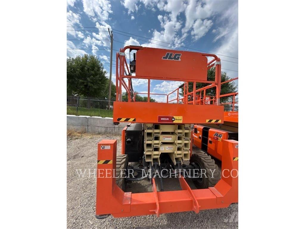 JLG RT4394 가위형 리프트