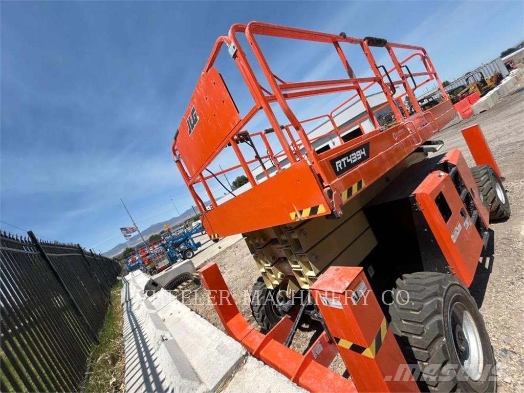 JLG RT4394 가위형 리프트