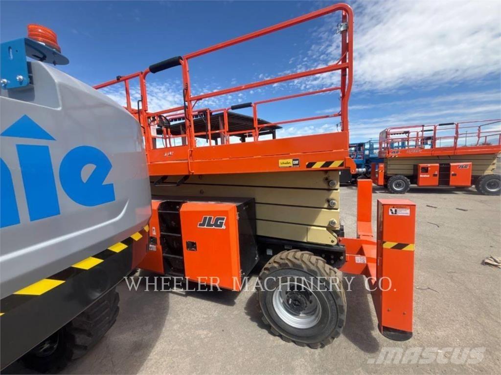 JLG RT4394 가위형 리프트