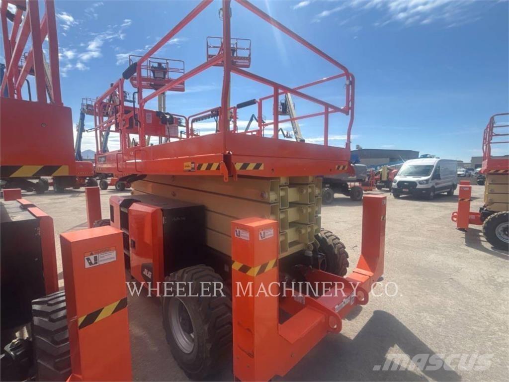 JLG RT4394 가위형 리프트