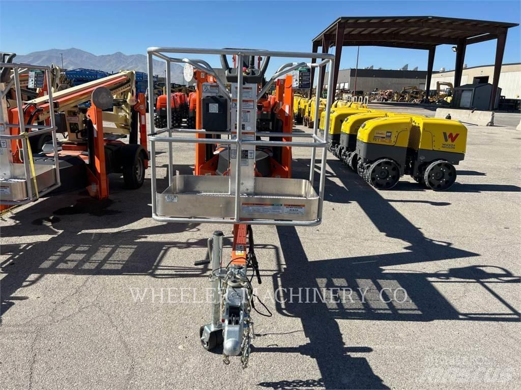 JLG T500J TOW 관절형 전동이동 리프트