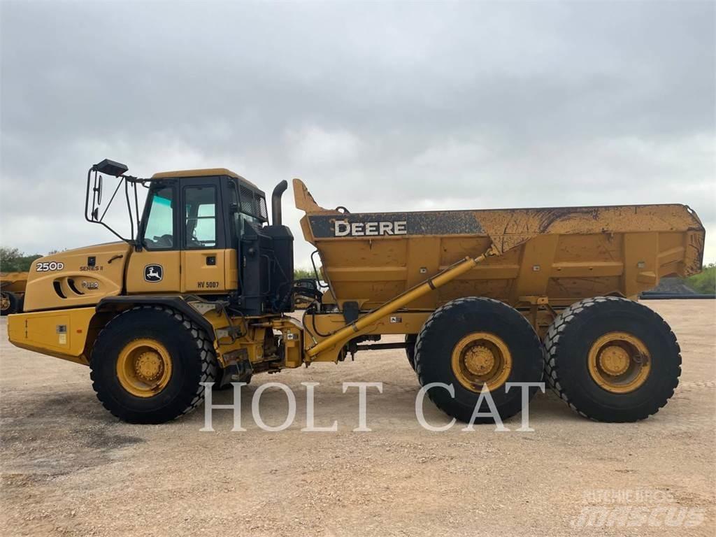 John Deere 250D 연결식 홀러