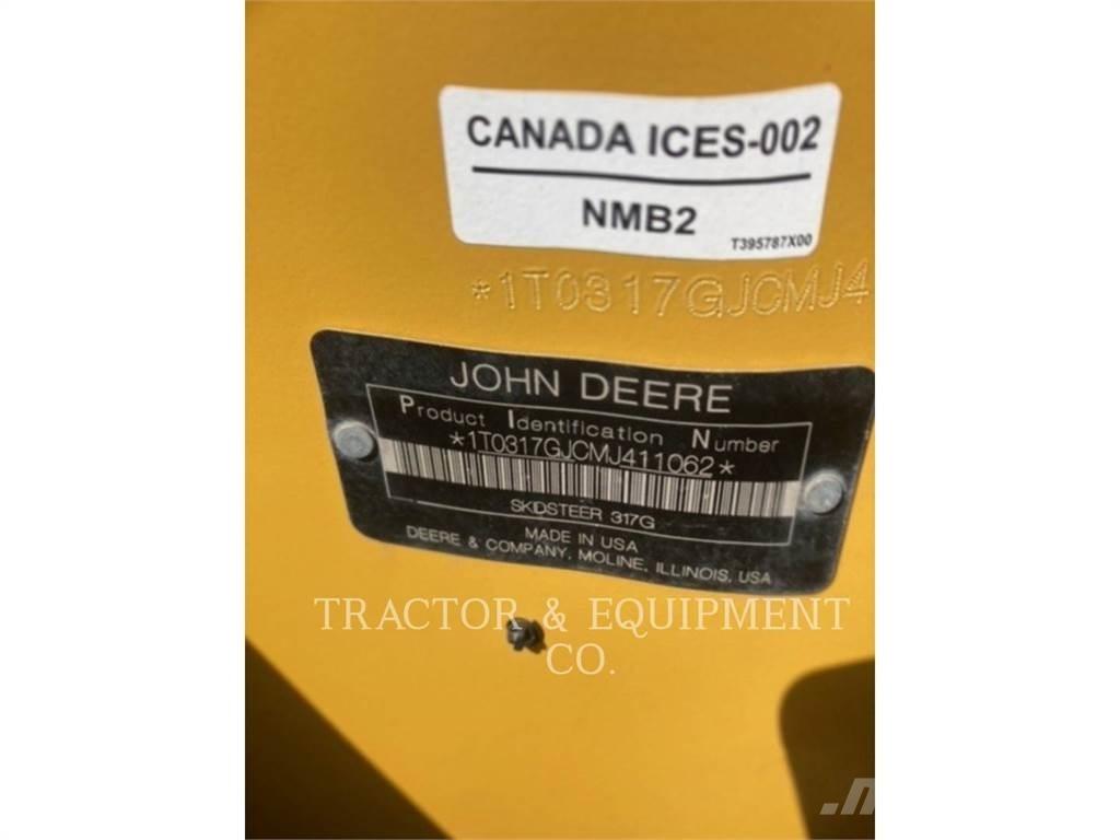 John Deere 317G  스키드로더