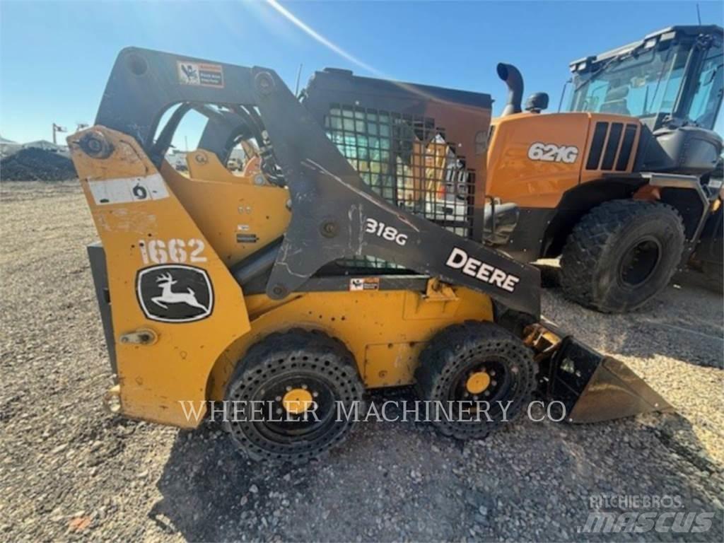 John Deere 318G SSL  스키드로더