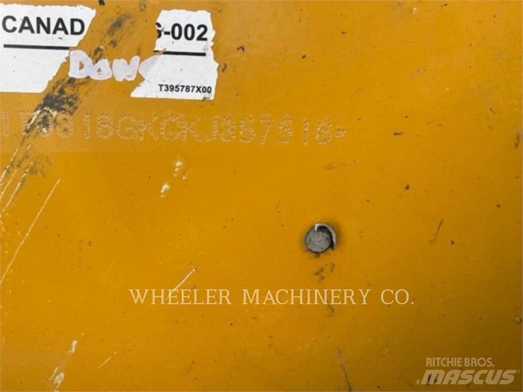 John Deere 318G SSL  스키드로더