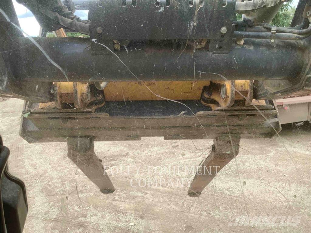 John Deere 333G  스키드로더