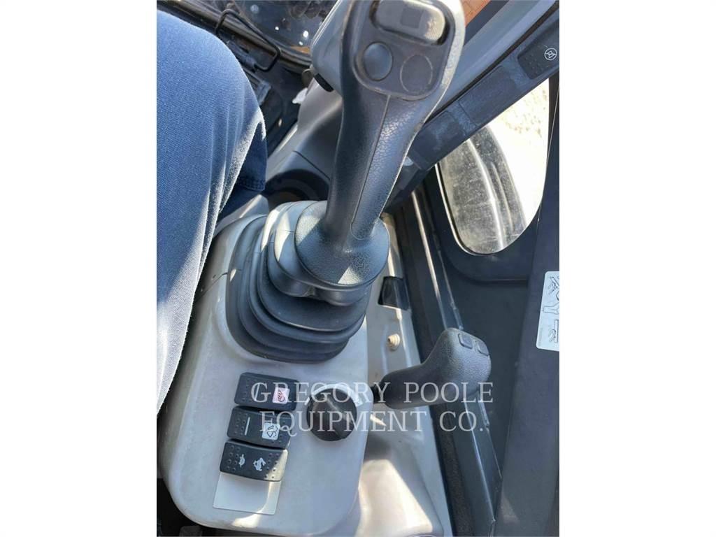 John Deere 35G 대형 굴삭기 29톤 이상