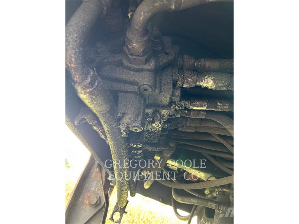 John Deere 437D 굴절식 크레인