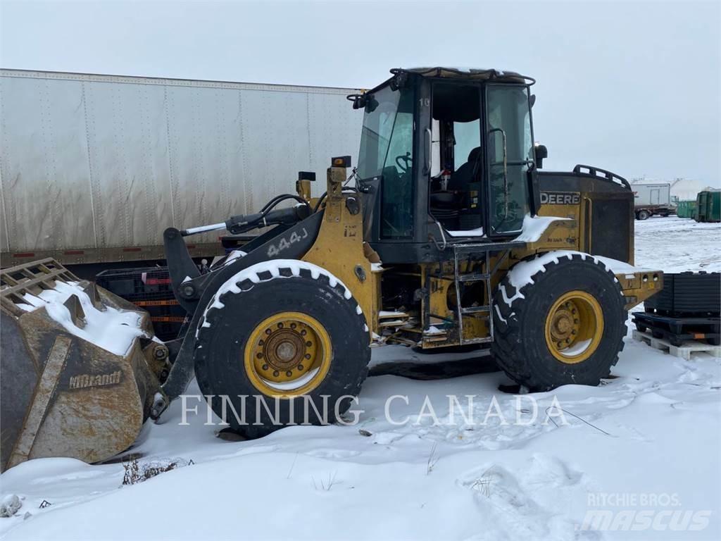John Deere 444J  휠로우더