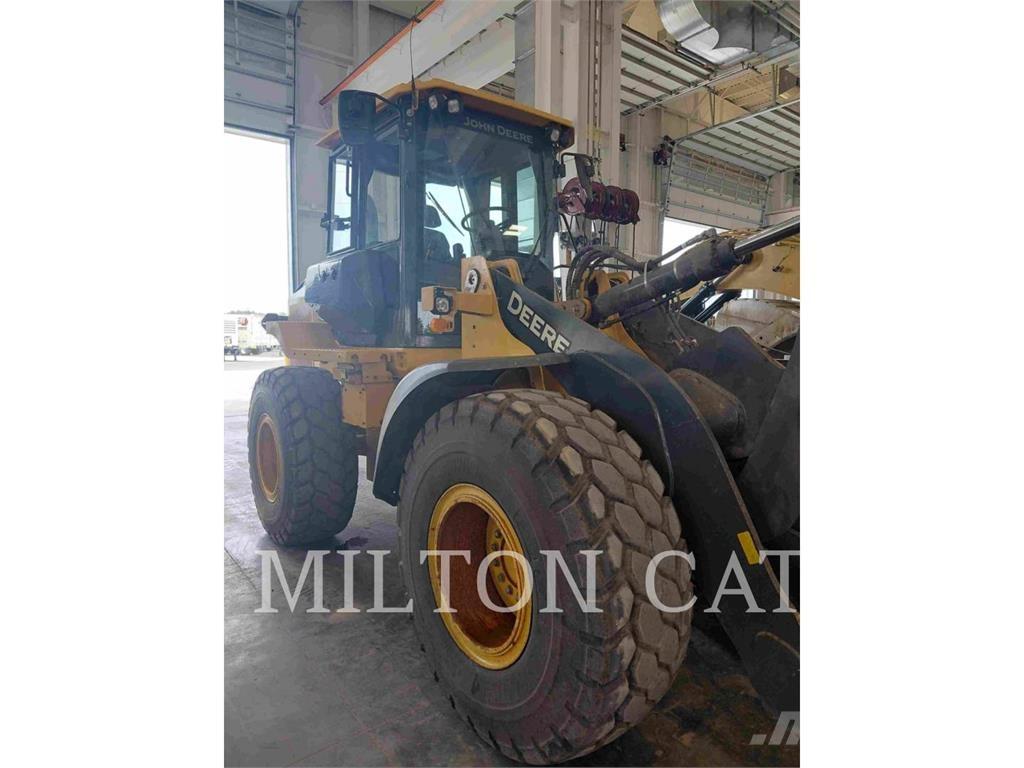 John Deere 524P  휠로우더