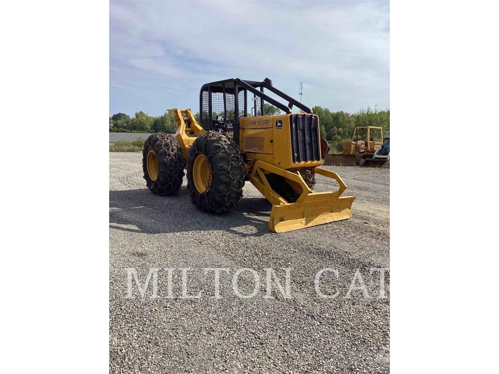 John Deere 640 목재스키더