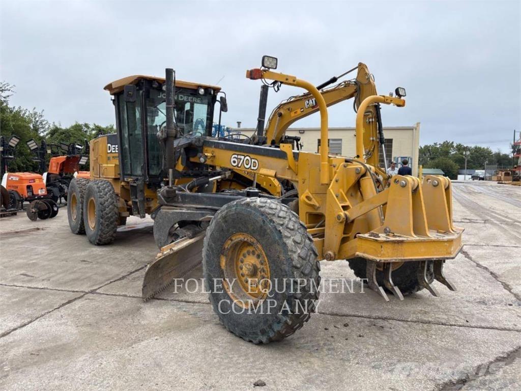 John Deere 670 그레이더